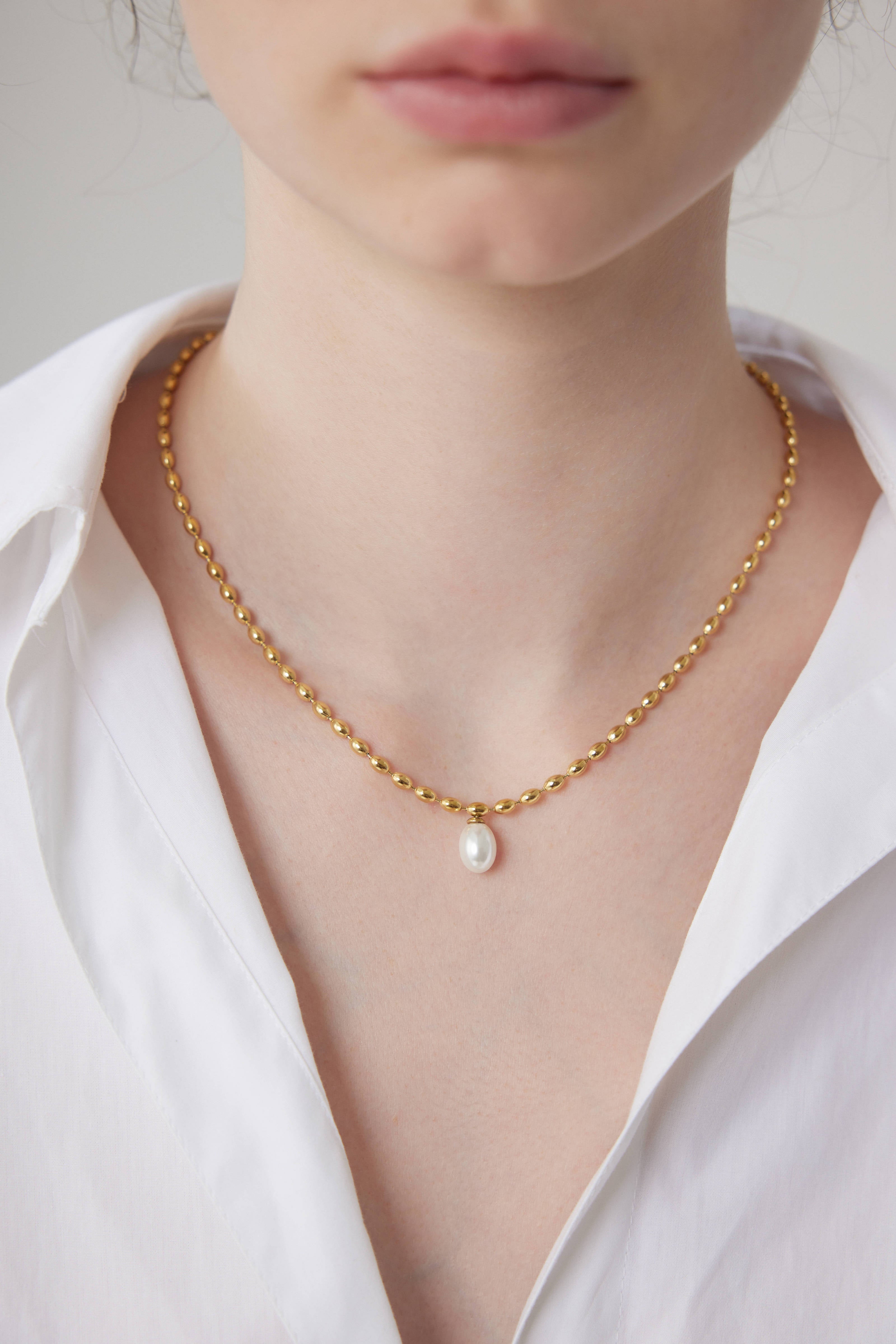 Serenade Petite Pearl Necklace - Gold