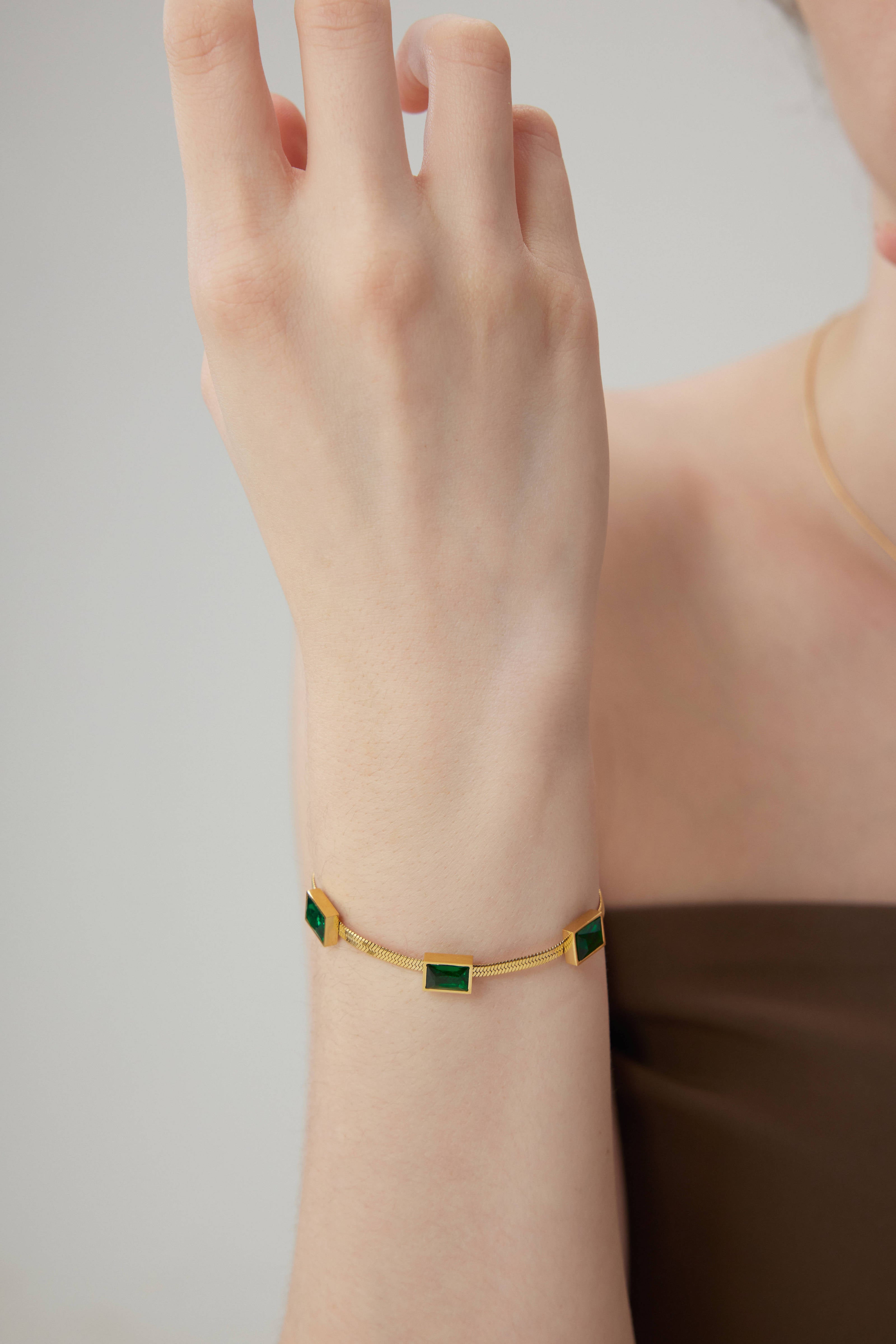 Trinity Emerald Bracelet - Gold