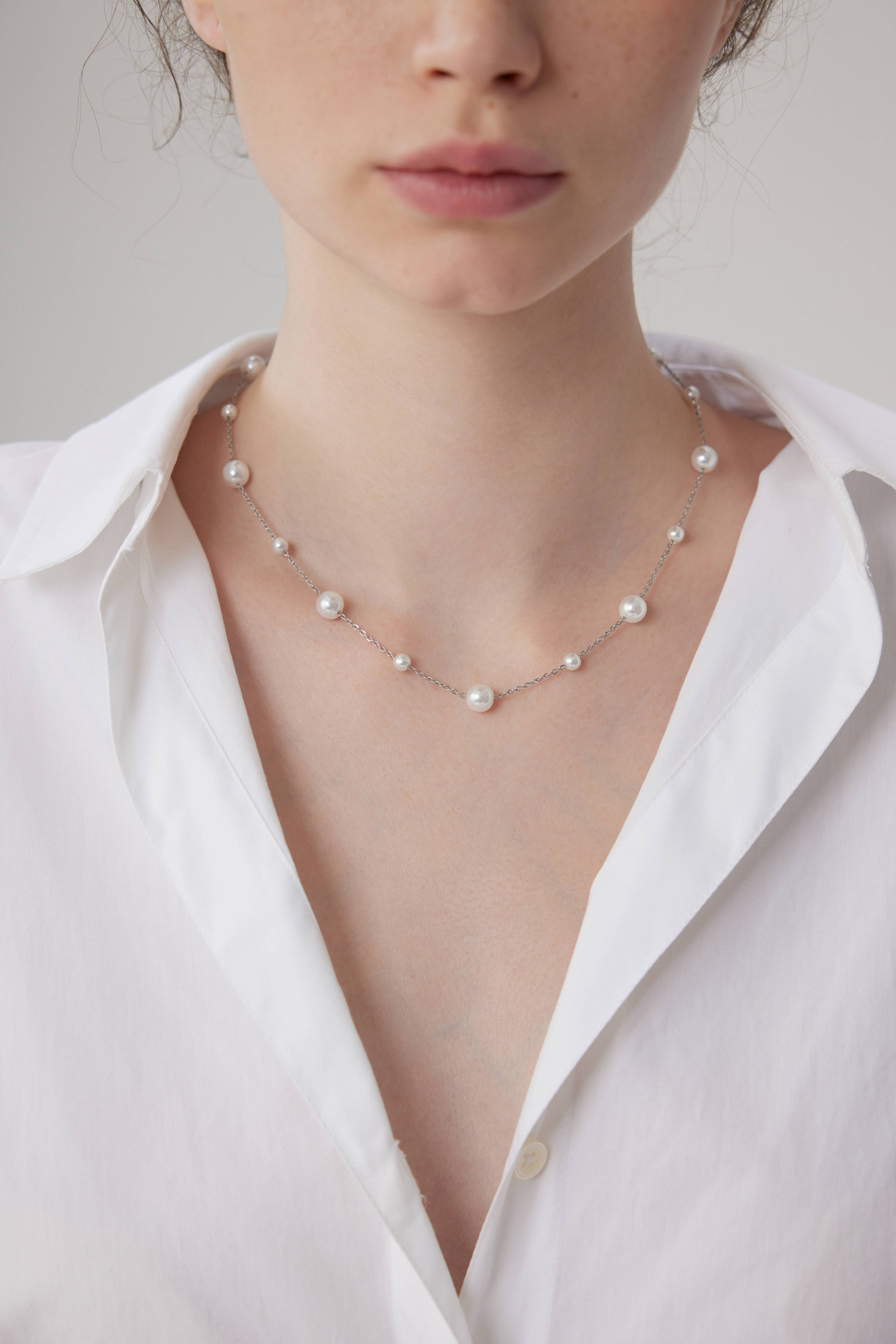 Eleanor Pearl Necklace - Silver